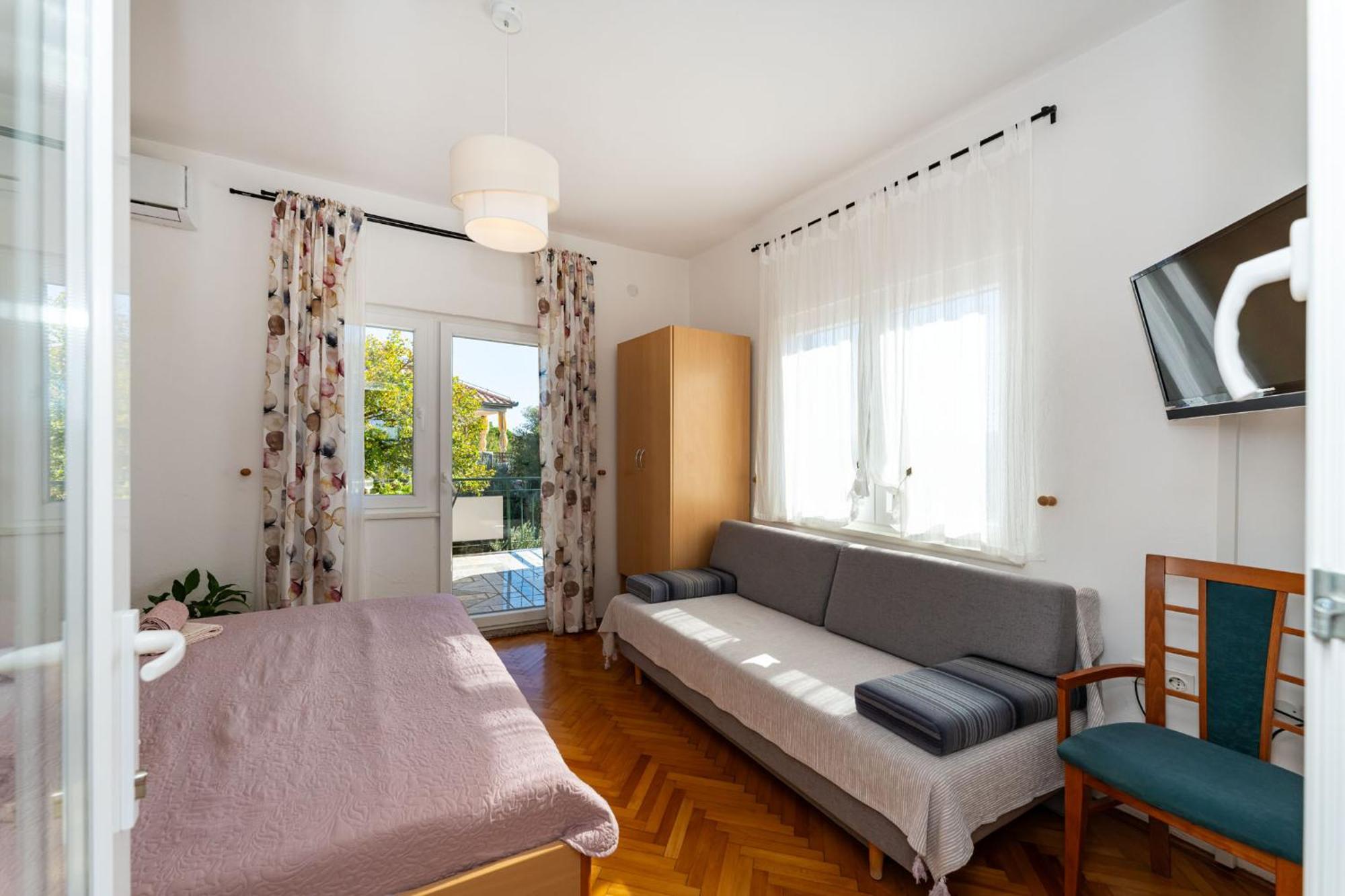 Apartments Adriana Starigrad Paklenica Chambre photo