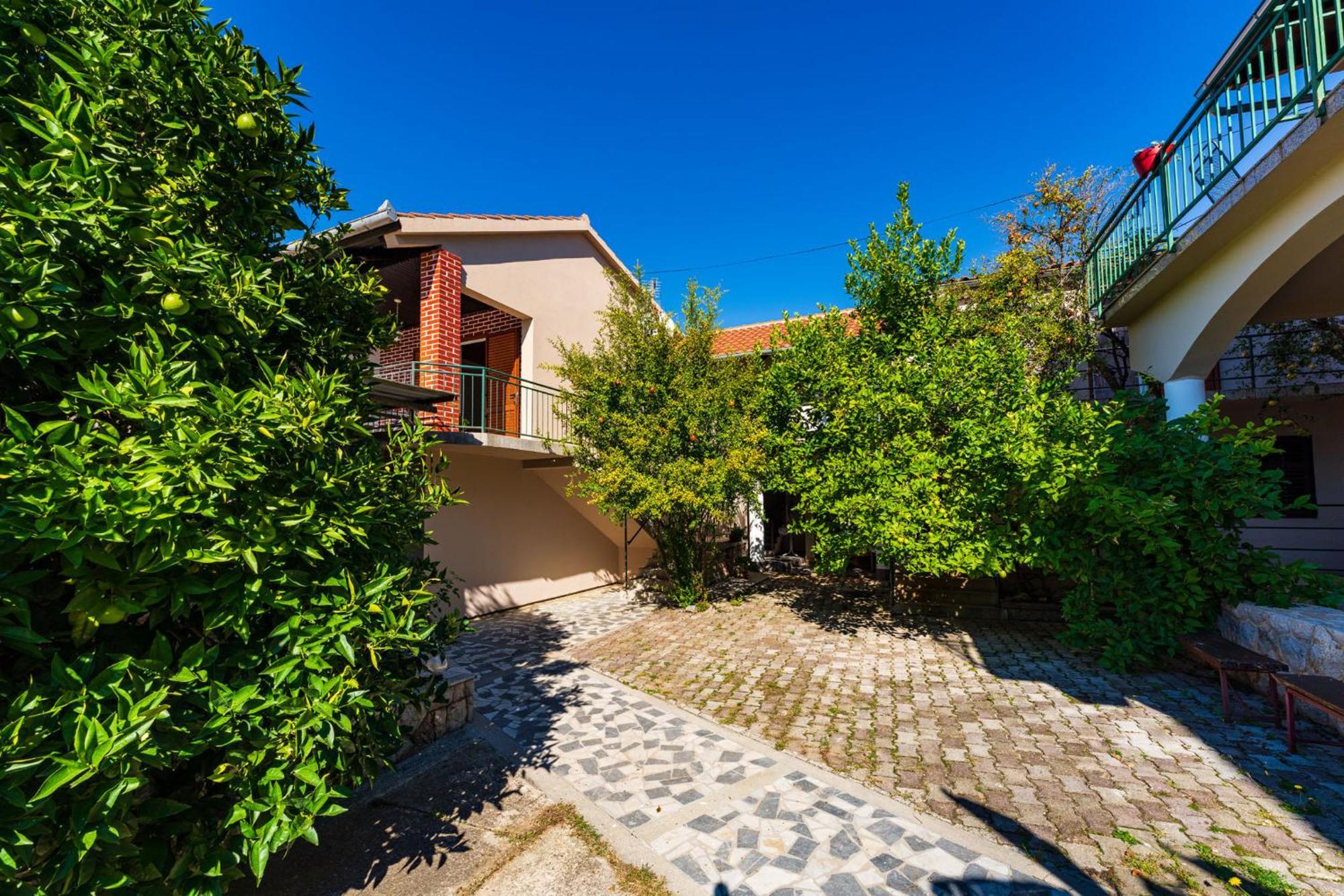 Apartments Adriana Starigrad Paklenica Chambre photo
