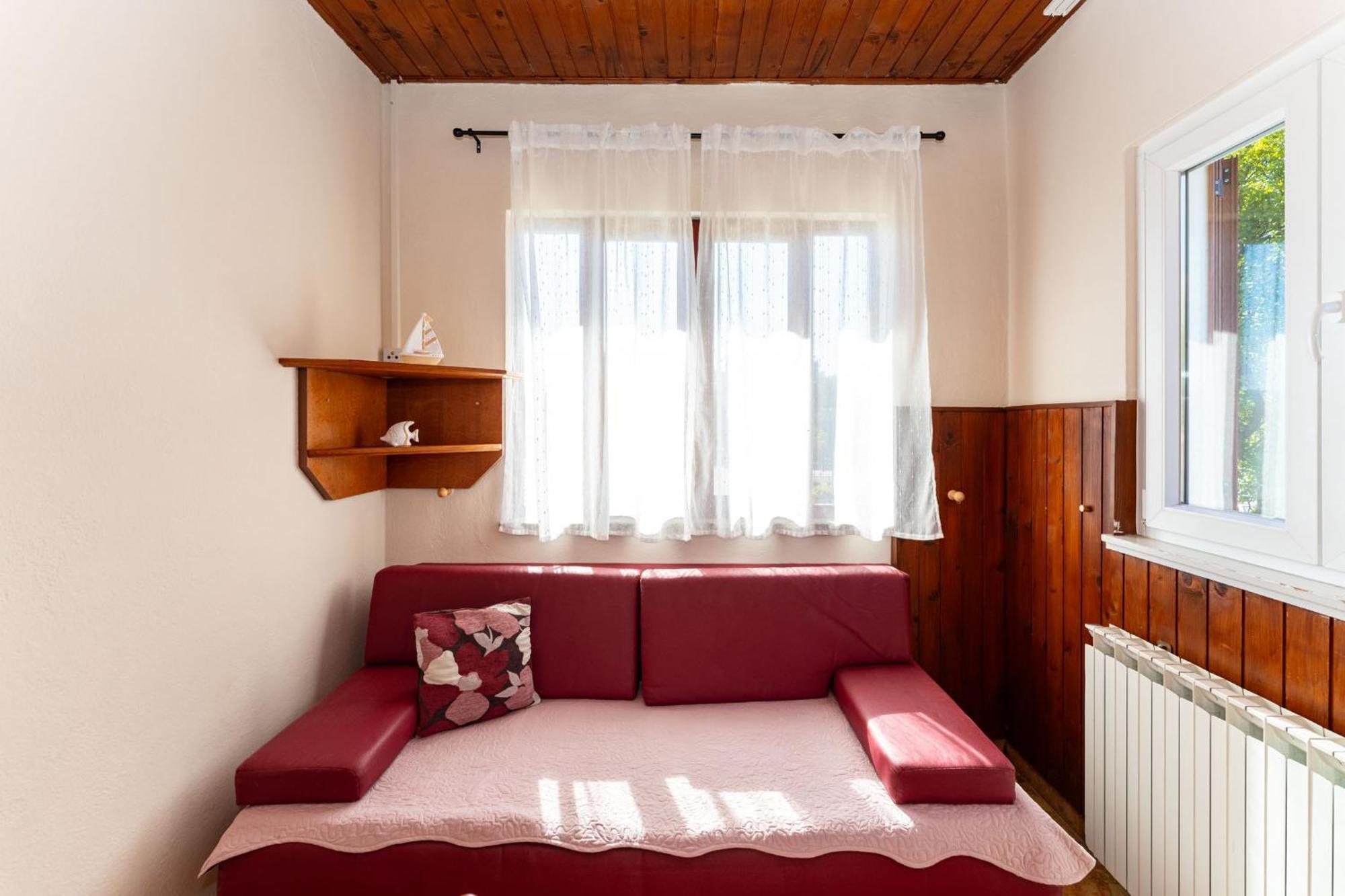 Apartments Adriana Starigrad Paklenica Chambre photo
