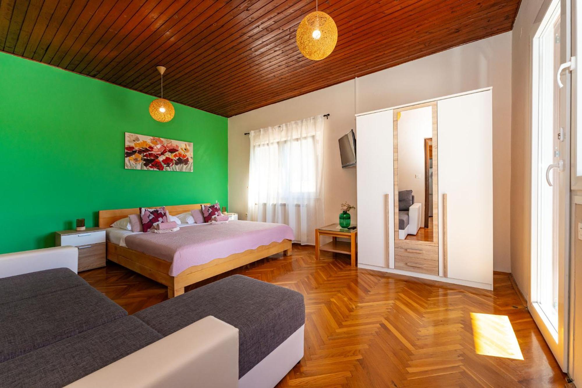 Apartments Adriana Starigrad Paklenica Extérieur photo